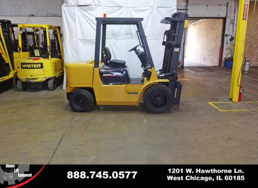 2003 Caterpillar GP30K Forklift on Sale in Kansas