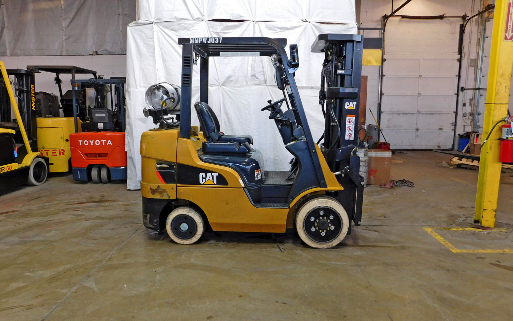 2012 Caterpillar 2C6000 Forklift on Sale in Kansas