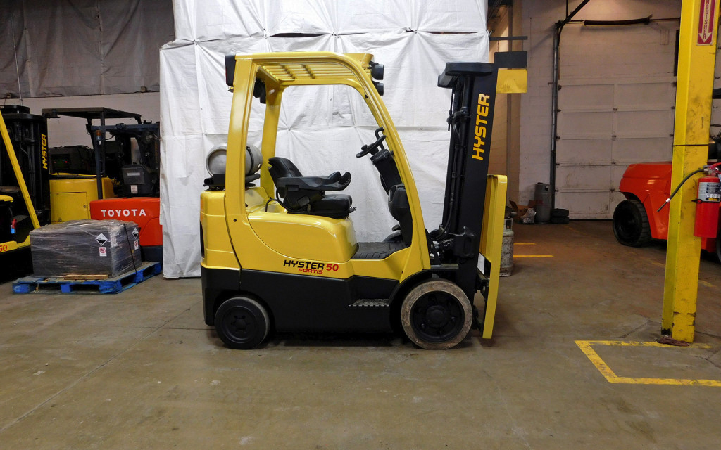 2010 Hyster S50FT Forklift on sale in Kansas