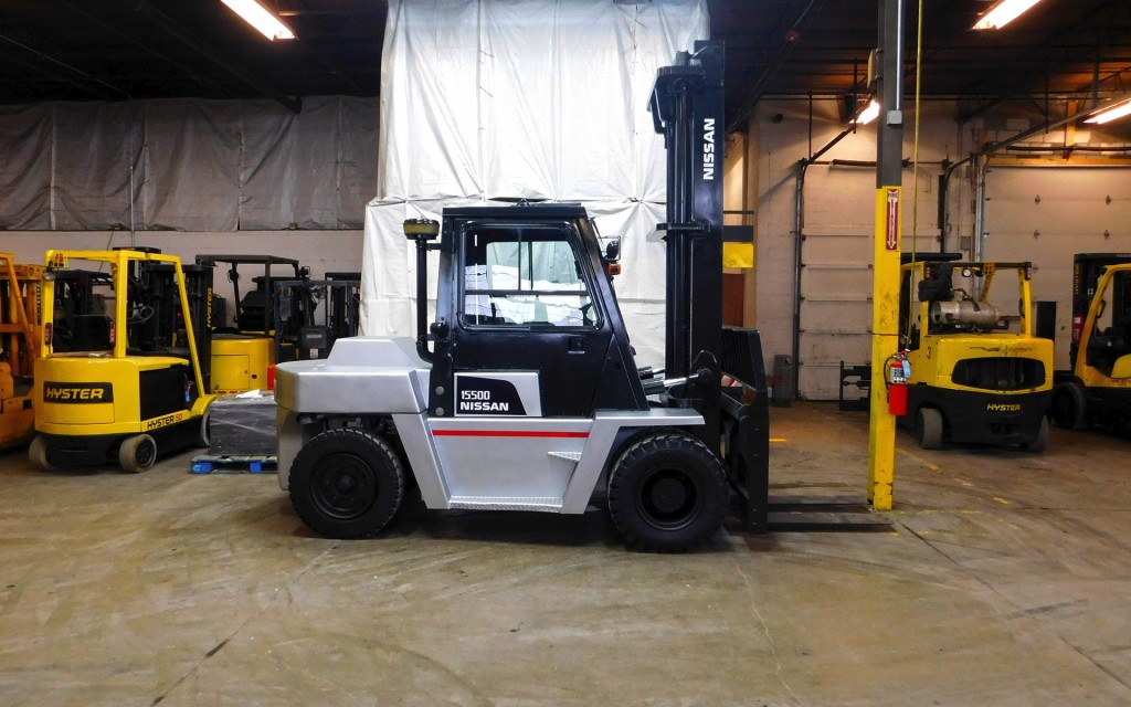  2005 Nissan VF05H70V Forklift on Sale in Kansas