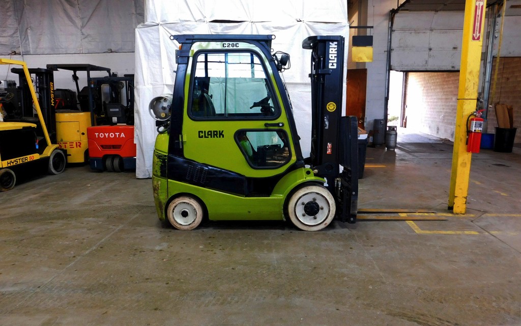  2010 Clark C20CL Forklift on Sale in Kansas