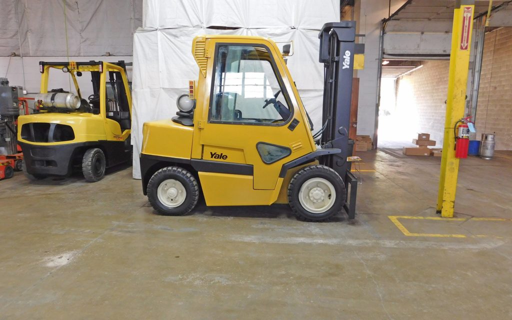  1999 Yale GLP090 Forklift on Sale in Kansas