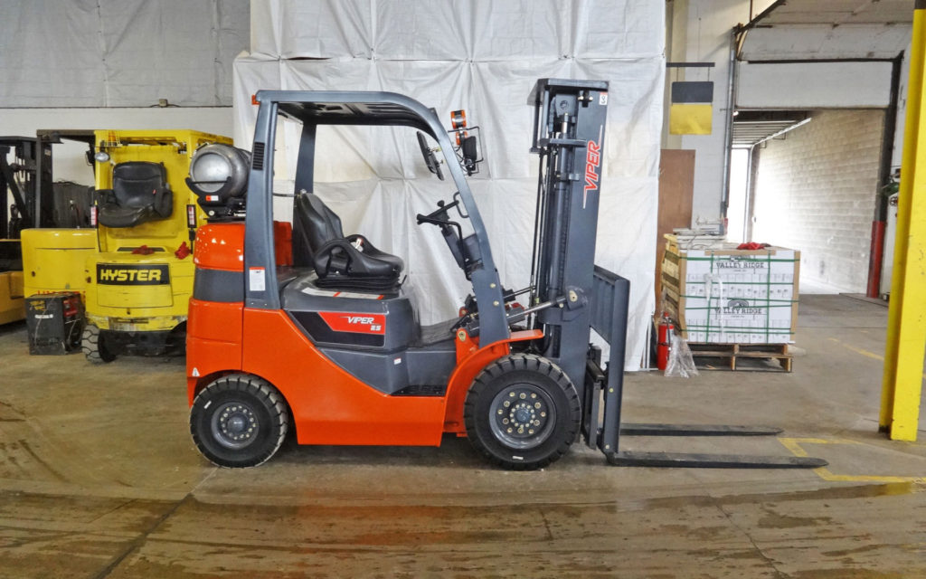  2016 Viper FY25-BCS Forklift on Sale in Kansas